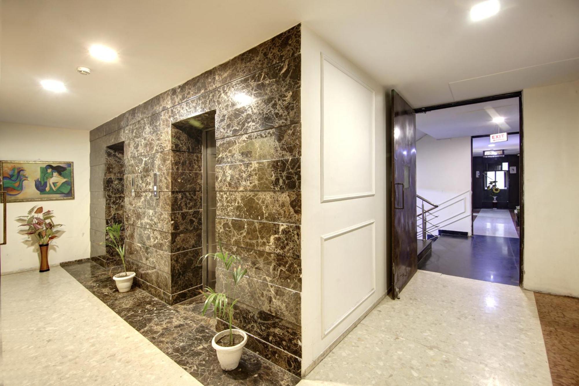 Hotel Wk Comfort - Near White Clove New Delhi Bagian luar foto