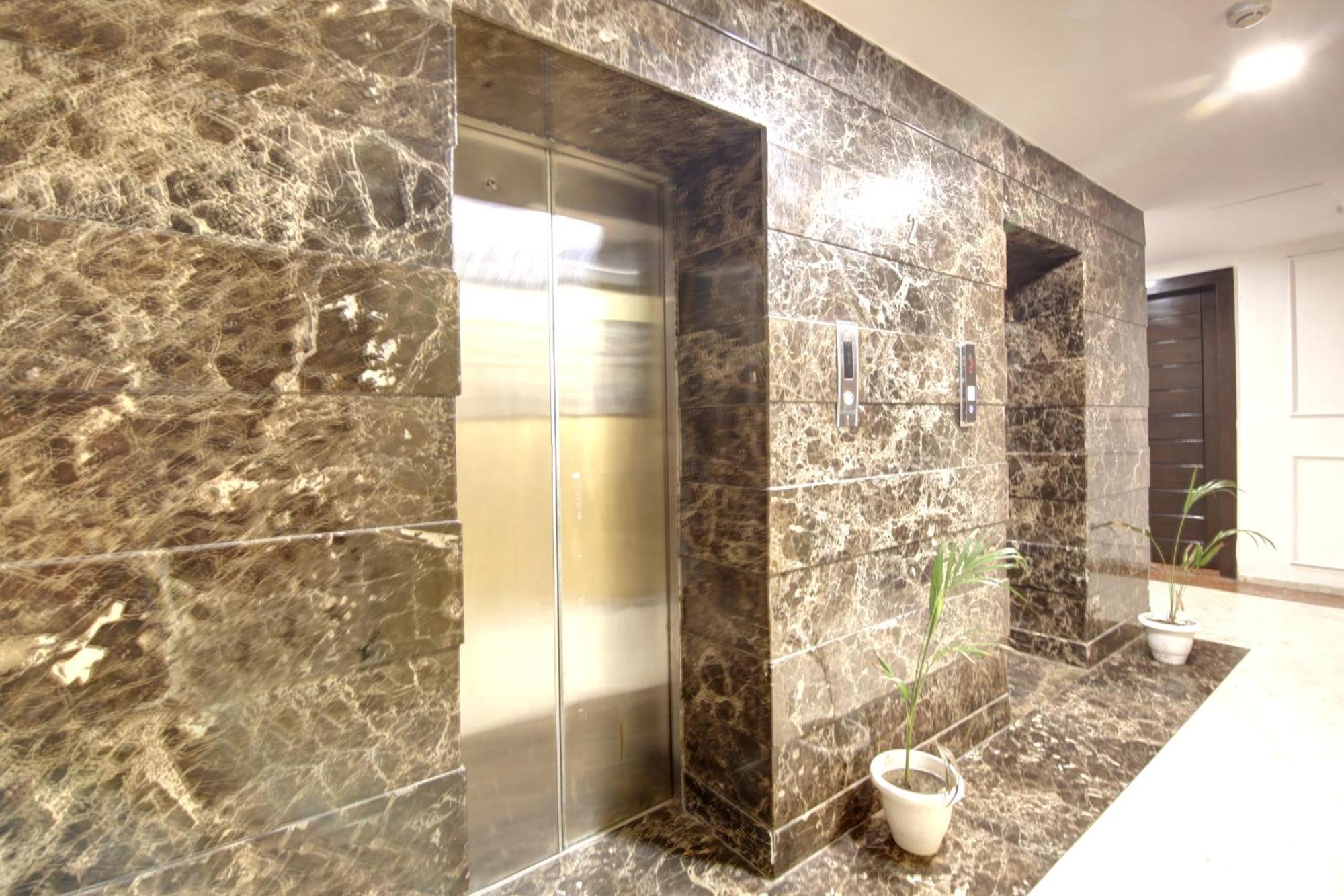Hotel Wk Comfort - Near White Clove New Delhi Bagian luar foto