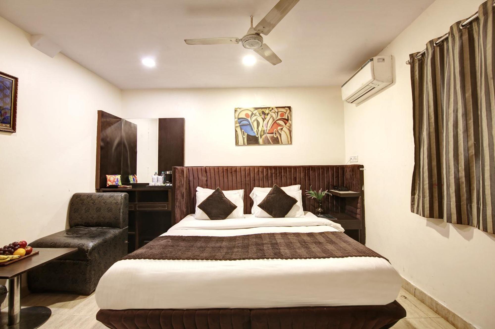 Hotel Wk Comfort - Near White Clove New Delhi Bagian luar foto