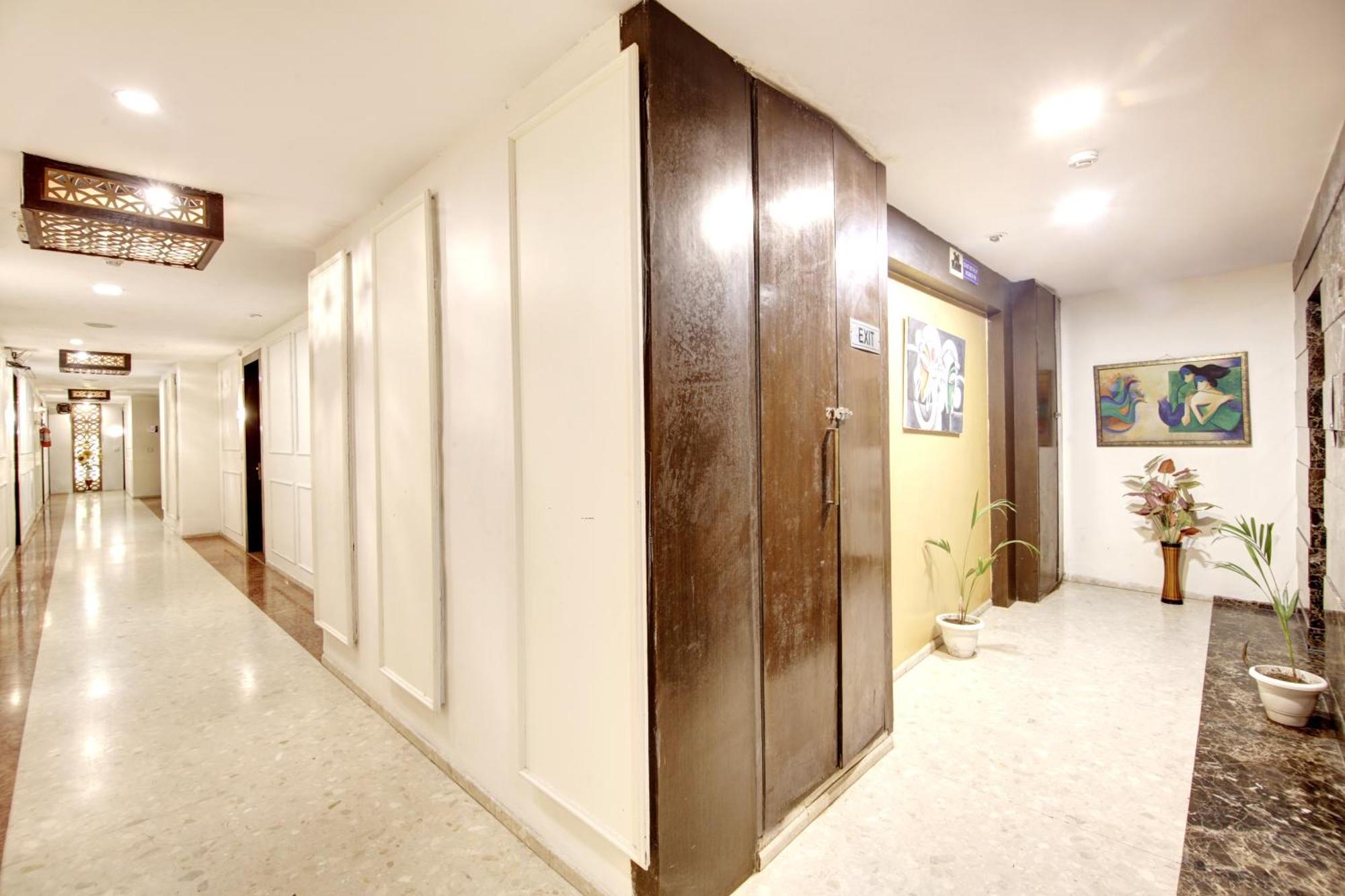 Hotel Wk Comfort - Near White Clove New Delhi Bagian luar foto