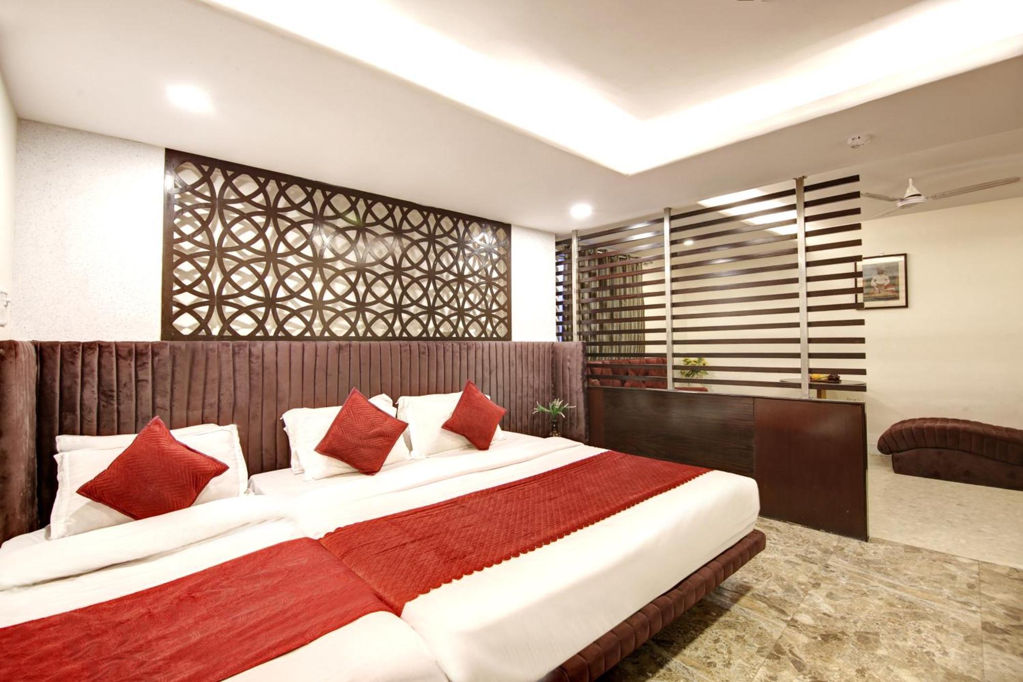 Hotel Wk Comfort - Near White Clove New Delhi Bagian luar foto